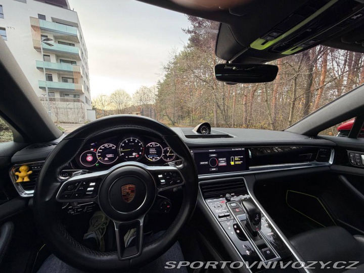 Porsche Panamera 4 E-Hybrid 2020