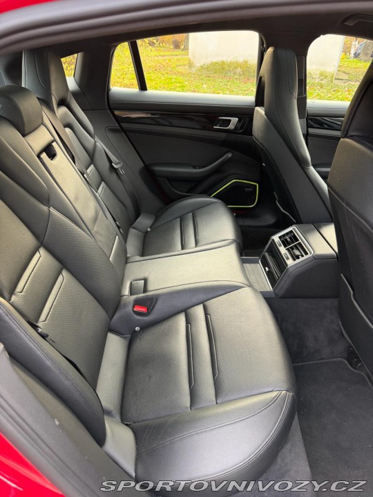 Porsche Panamera 4 E-Hybrid 2020