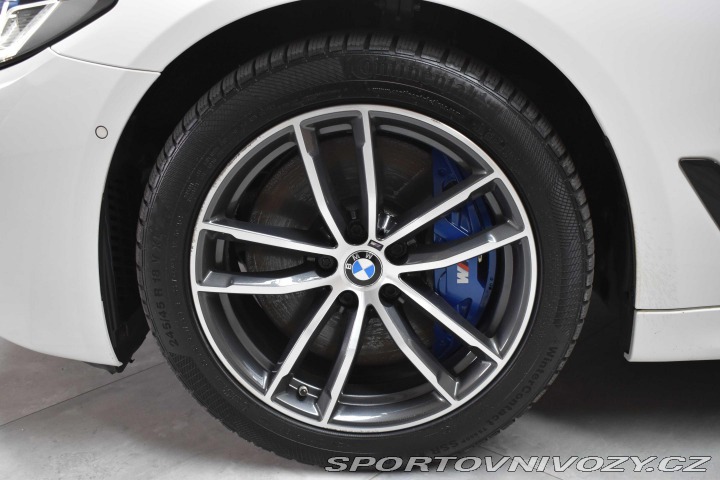 BMW 5 540i xDrive ///M LASER*ČR 2021
