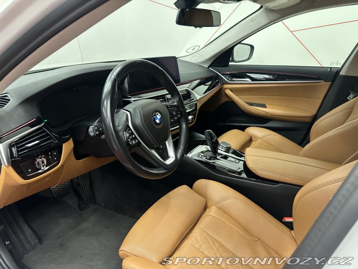 BMW 5 530d TAŽNÉ*LED*KAMERA*TOP 2021
