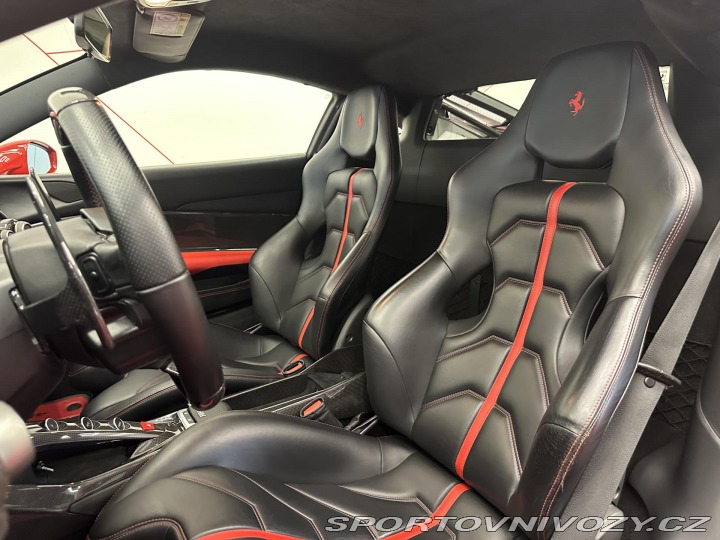 Ferrari 488 GTB Full Carbon*TEMPOMAT* 2016