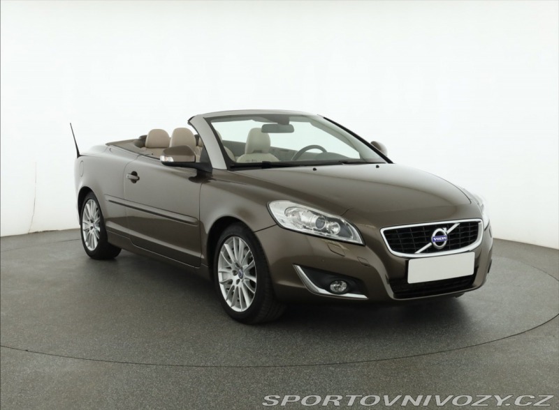 Volvo C70 Summum D4
