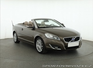 Volvo C70 Summum D4 2011
