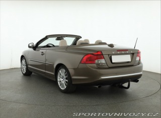 Volvo C70 Summum D4 2011