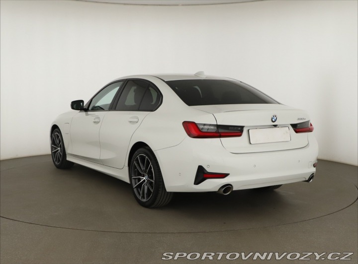BMW 3 330 e 2019