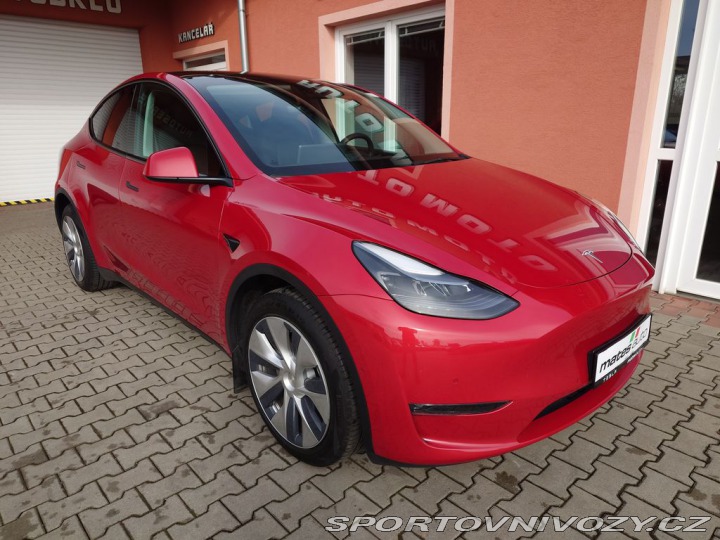 Tesla Model Y Long Range Dual Motor 378 2022