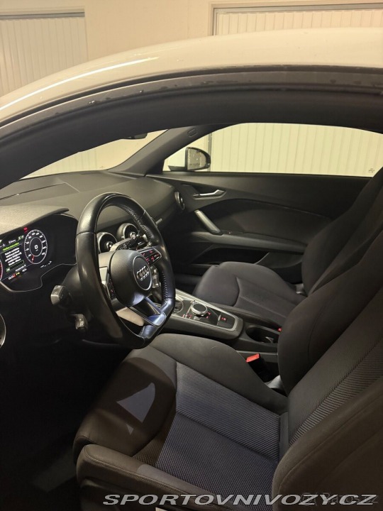 Audi TT 1,8   2015 TFSI 2015