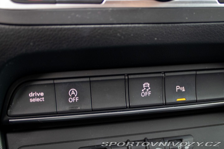 Audi RS Q3 2.5 TFSI 250 kW,  S tron 2016