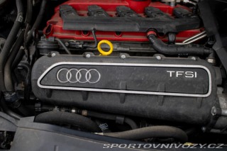Audi RS Q3 2.5 TFSI 250 kW,  S tron 2016