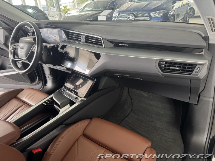 Audi Ostatní modely e-tron 55 Sportback*300kW*REZERV 2021
