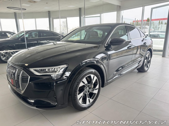 Audi Ostatní modely e-tron 55 Sportback*300kW*REZERV 2021