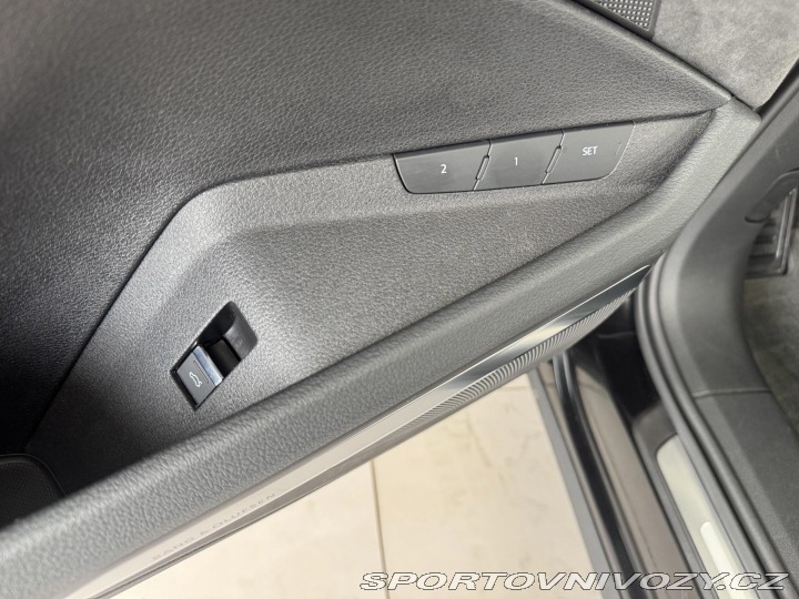 Audi Ostatní modely e-tron 55 Sportback*300kW*B& 2021