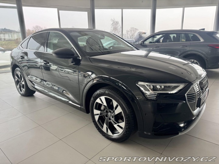 Audi Ostatní modely e-tron 55 Sportback*300kW*B& 2021