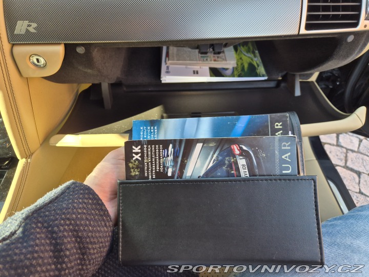 Jaguar XKR R Supercharged V8 2011