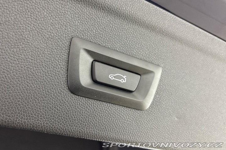 BMW iX xDrive45 2025