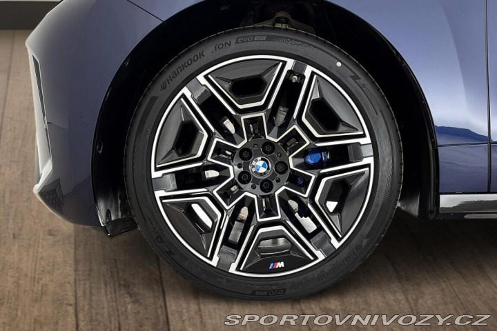 BMW iX xDrive45 2025