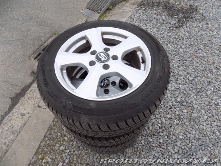 Volkswagen Golf 2.0 TDI/GTD/2.Maj/Klimati 2012