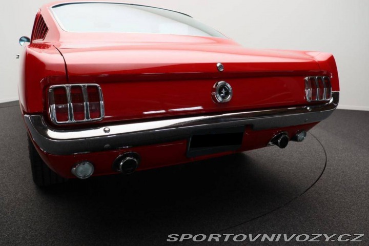 Ford Mustang Fastback C-Code 1965
