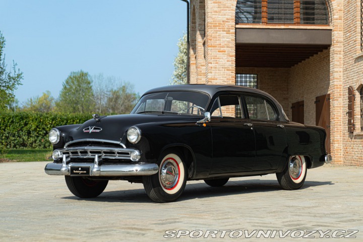 Dodge Ostatní modely V-EIGHT 1953