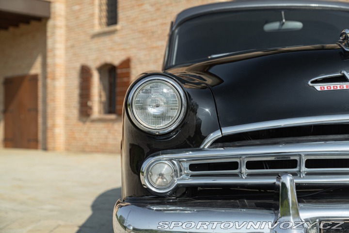 Dodge Ostatní modely V-EIGHT 1953