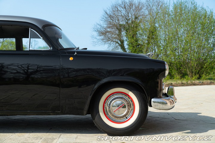 Dodge Ostatní modely V-EIGHT 1953