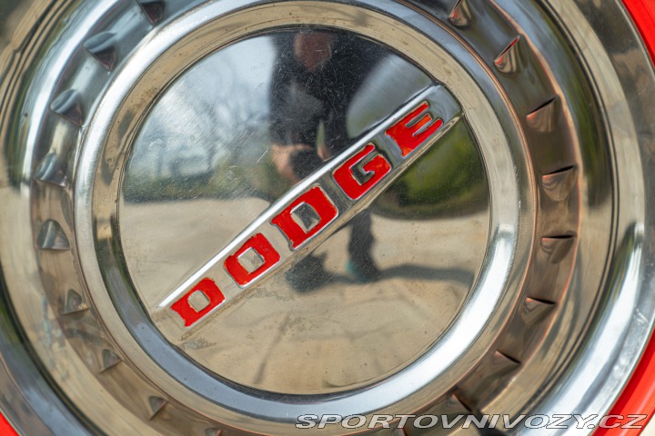 Dodge Ostatní modely V-EIGHT 1953