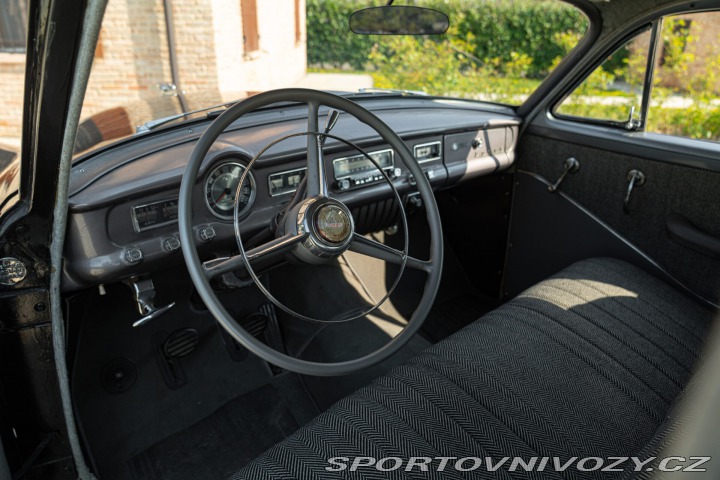 Dodge Ostatní modely V-EIGHT 1953