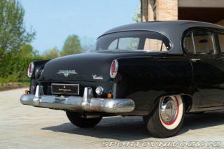 Dodge Ostatní modely V-EIGHT 1953