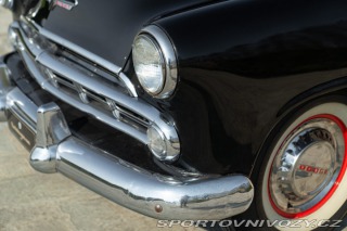 Dodge Ostatní modely V-EIGHT 1953