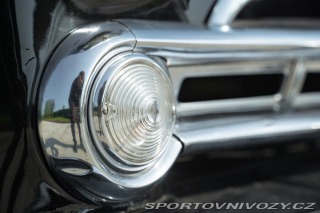 Dodge Ostatní modely V-EIGHT 1953