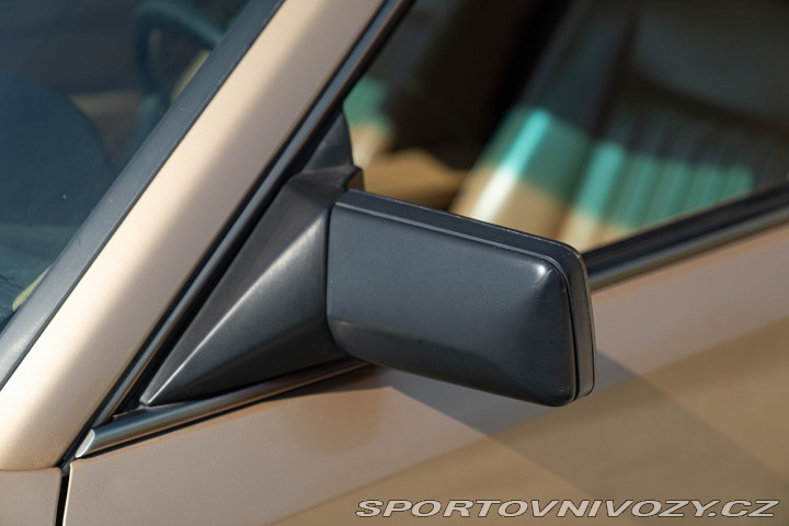 Mercedes-Benz C 300 CE 1988