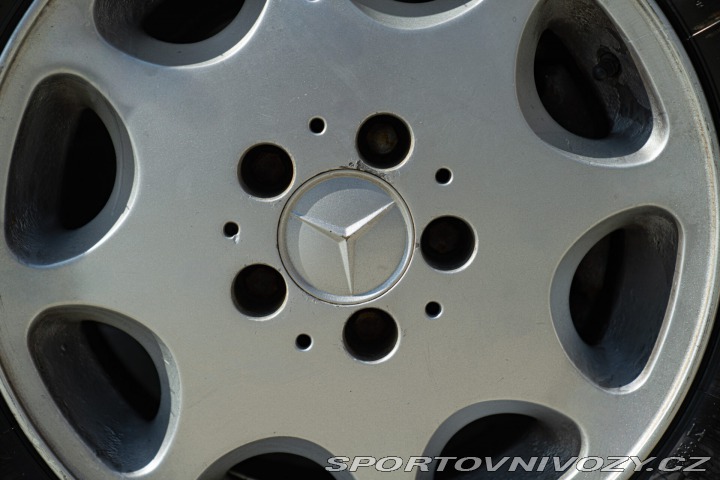 Mercedes-Benz C 300 CE 1988