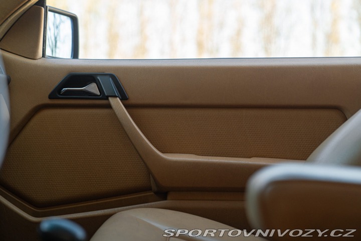 Mercedes-Benz C 300 CE 1988