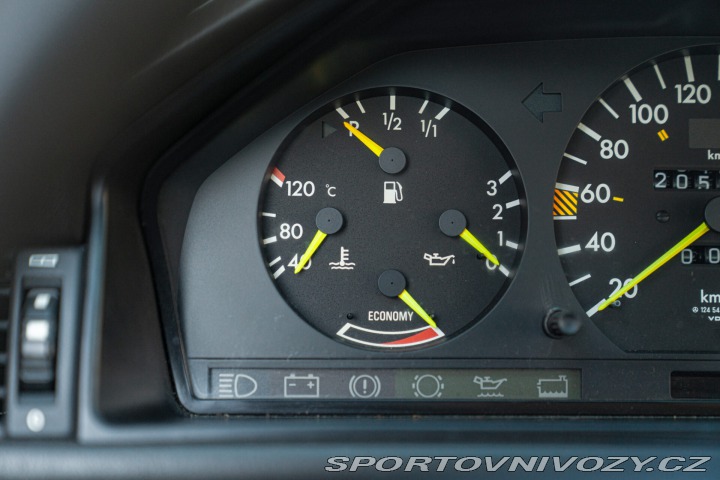 Mercedes-Benz C 300 CE 1988