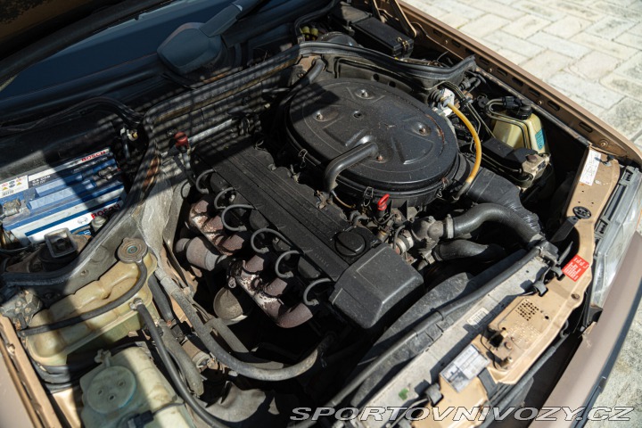 Mercedes-Benz C 300 CE 1988