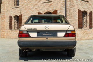 Mercedes-Benz C 300 CE 1988