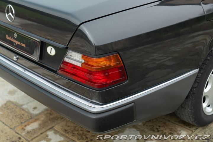 Mercedes-Benz E 320 E 1993