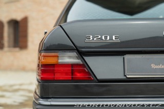 Mercedes-Benz E 320 E 1993
