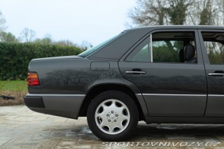 Mercedes-Benz E 320 E 1993