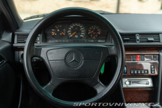 Mercedes-Benz E 320 E 1993