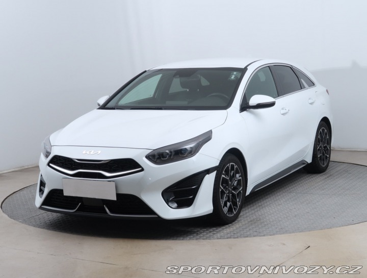 Kia ProCeed GT-Line 1.5 T-GDI 2022