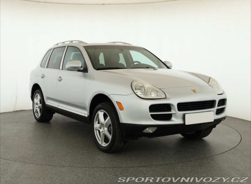 Porsche Cayenne V6