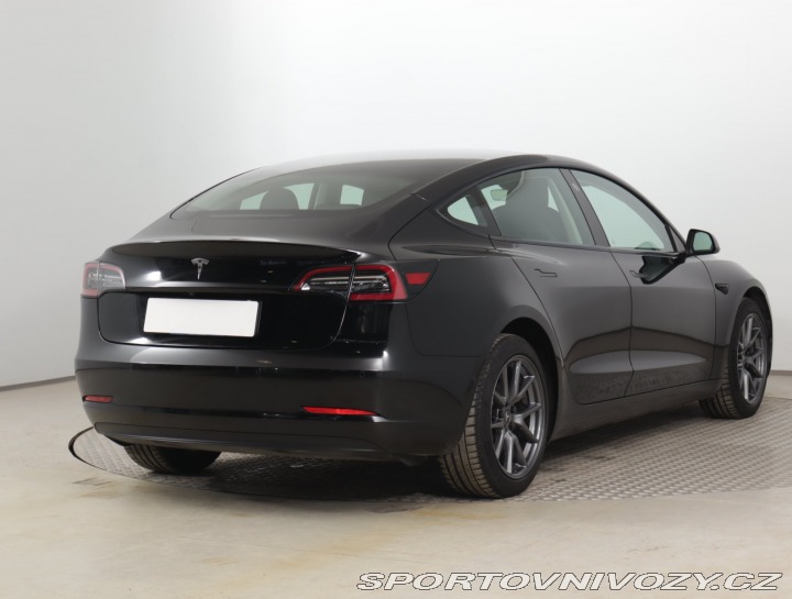 Tesla Model 3 Std Range LFP 60kWh 2021