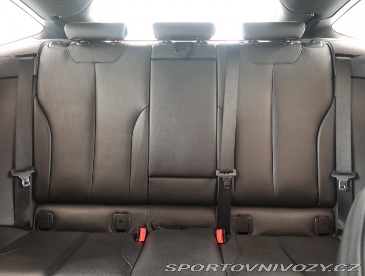 BMW 3 GT M Sport 330d xDrive GT 2015