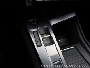 Peugeot 308 Hybrid 180 2022