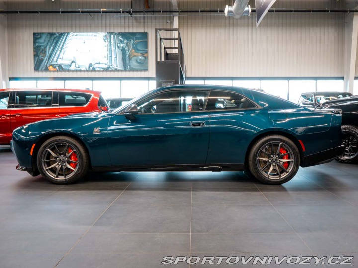 Dodge Charger 0.0 Daytona Scat Pack 670 2024