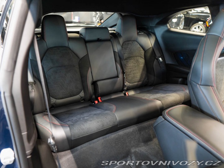 Dodge Charger 0.0 Daytona Scat Pack 670 2024