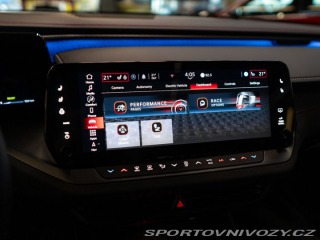 Dodge Charger 0.0 Daytona Scat Pack 670 2024