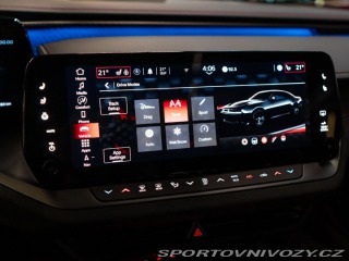 Dodge Charger 0.0 Daytona Scat Pack 670 2024