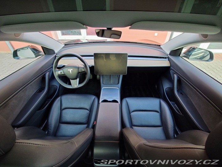 Tesla Model 3 PRODÁNO 2021